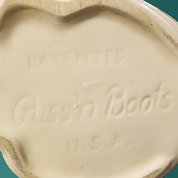Vintage Anthropomorphic Shawnee USA Patented Puss 'n Boots Kitty Cat Creamer - Picture 7 of 7